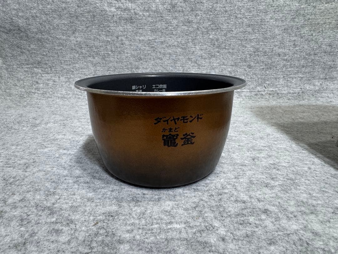 (極美品) パナソニック 炊飯器 圧力IH式 SR-PW108-W