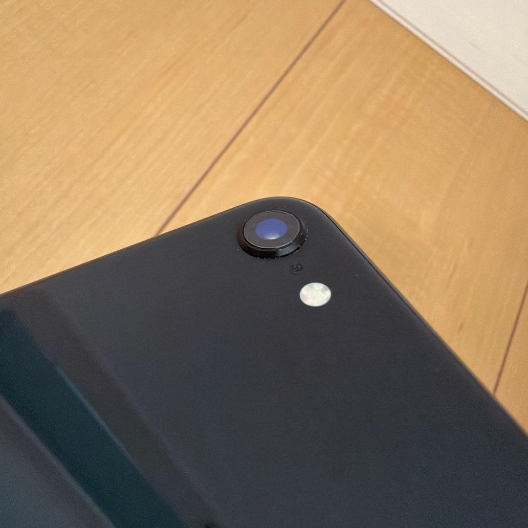 【美品】iPhone SE 第2世代 128GB SIMフリー ブラック