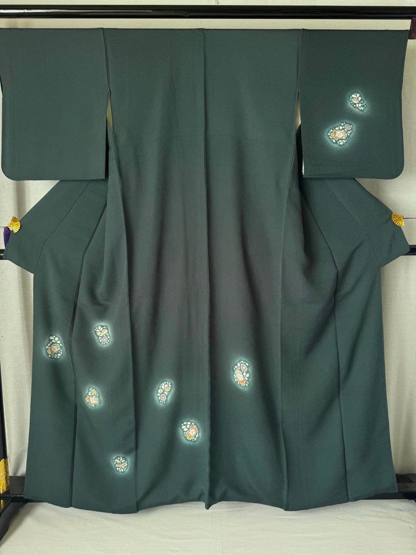 [美品] 辻ヶ花　付下げ　訪問着　正絹　緑　くすみ　略礼装　お茶　初釜　卒業式