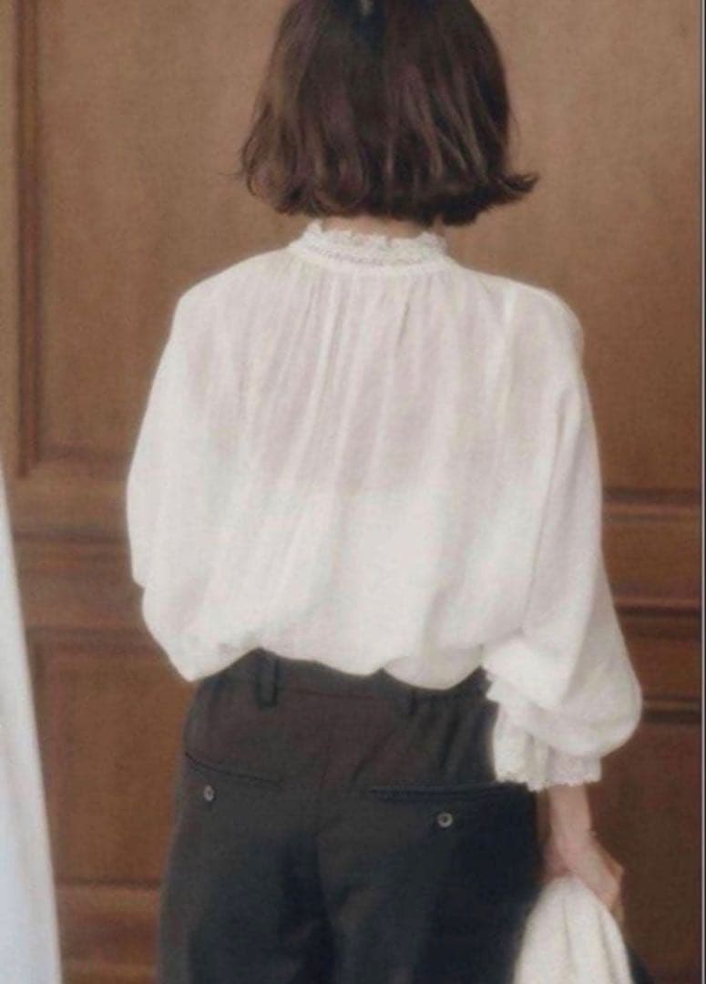 新品未使用　PUAL CE CIN 襟袖レースプチハイネックブラウス