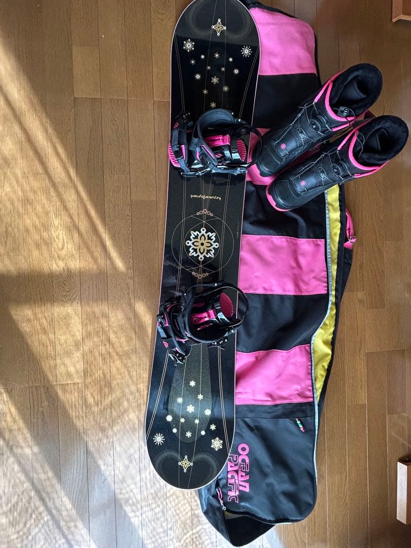 女性用スノボー板&スノーボードブーツ US 6.5 3点セット