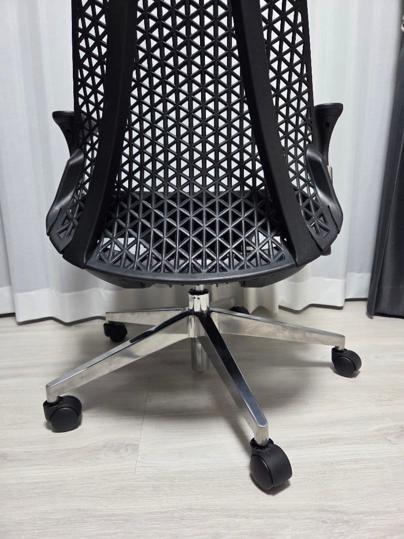 オフィスチェア フレームレス 高機能チェア ブラック