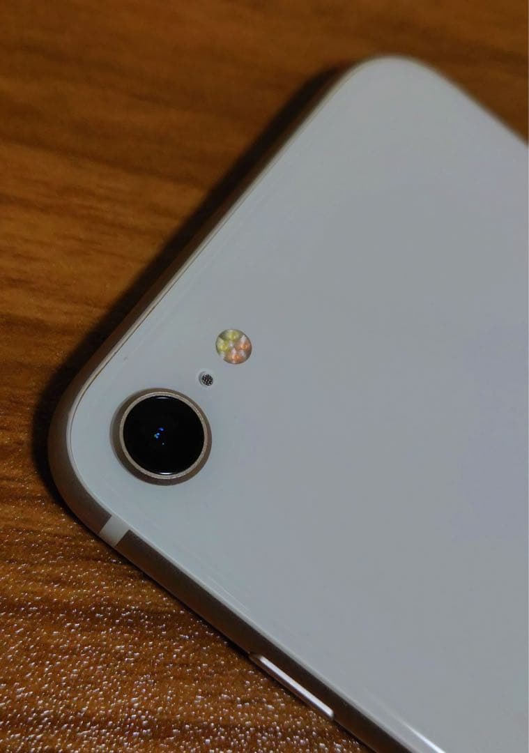 Apple版iPhoneSE第3世代128GB SIMフリー バッテリー100%