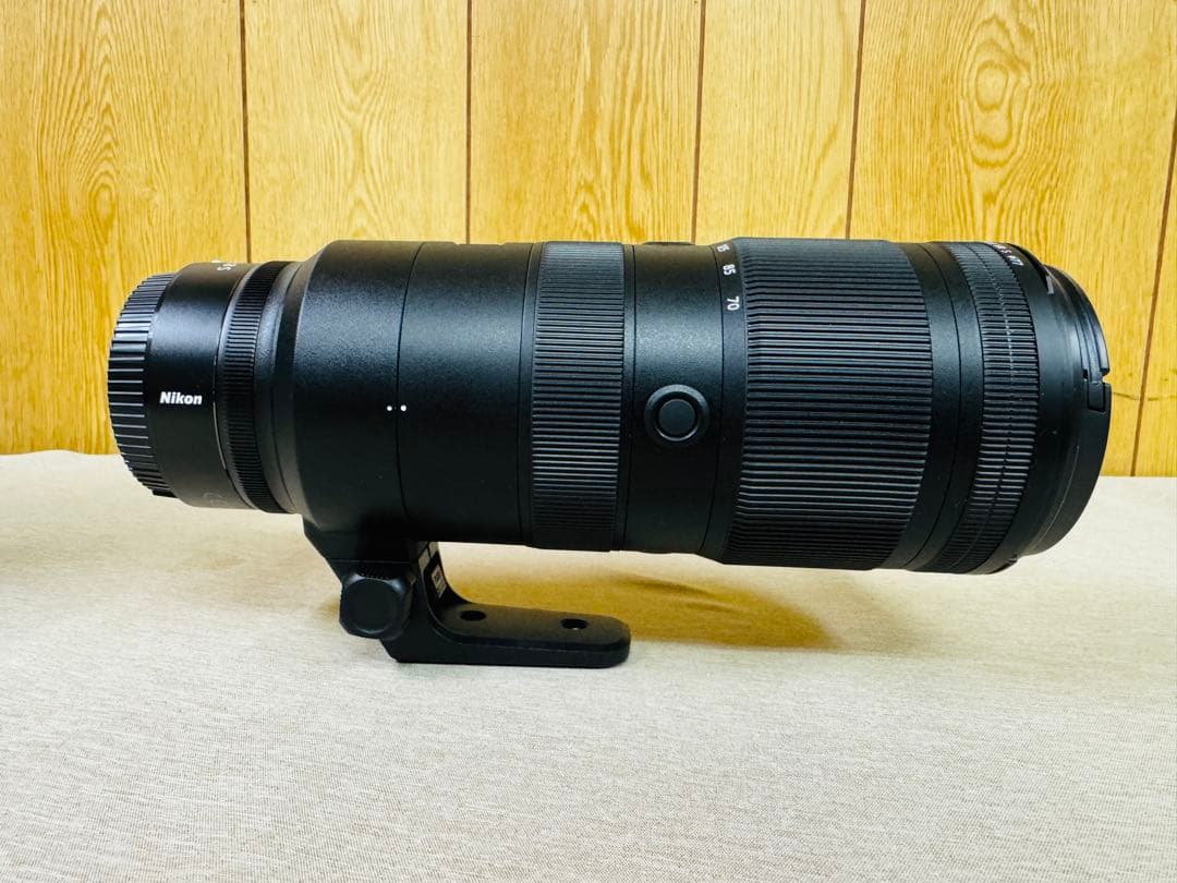 ニコン　NIKKOR Z 70-200mm f/2.8 VR S