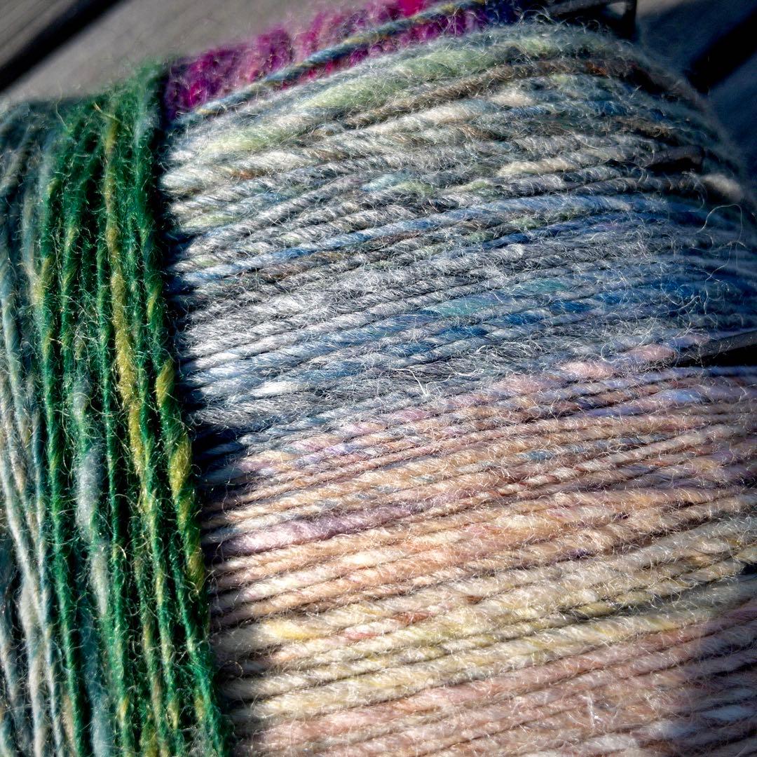 【一点もの】『手紡ぎ糸のお花. a'』手刺繍ファブリックパネル