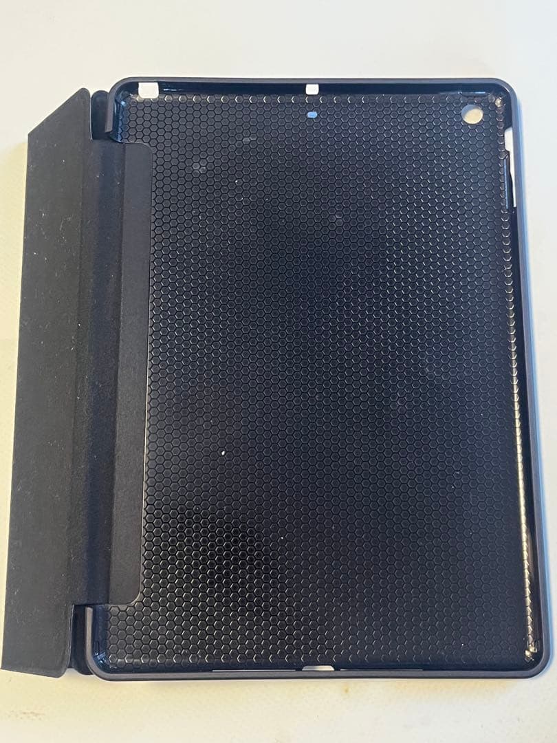 マ*ー様 Apple iPad 6世代　32GB セルラーモデル　ペンシル付き