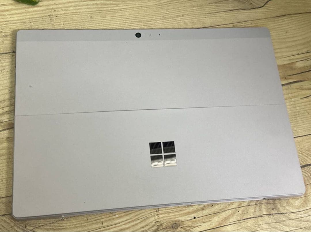 Windowsタブレット本体 Surface Pro 5[Core i5/RAM:8GB/SSD:256GB]