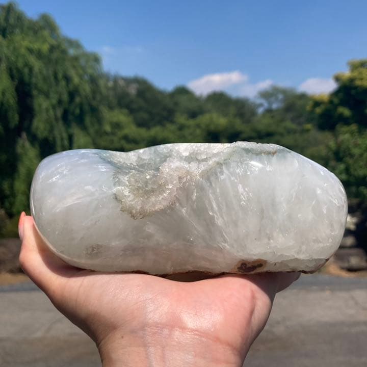 グリーンアメジスト プラシオライト ハート 原石