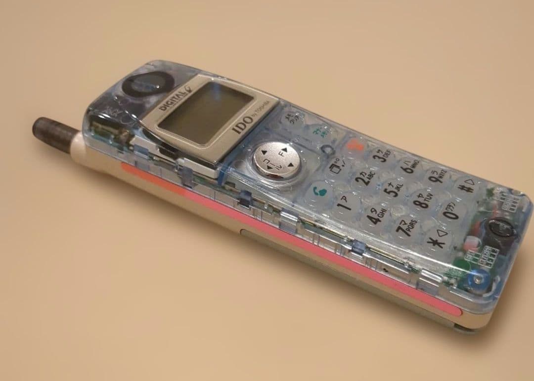 IDO 522G 東芝　TOSHIBA　ガラケー スケルトン 実機　レトロ