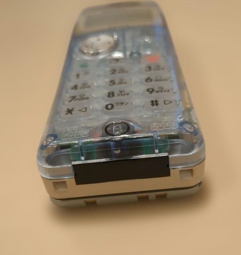 IDO 522G 東芝　TOSHIBA　ガラケー スケルトン 実機　レトロ