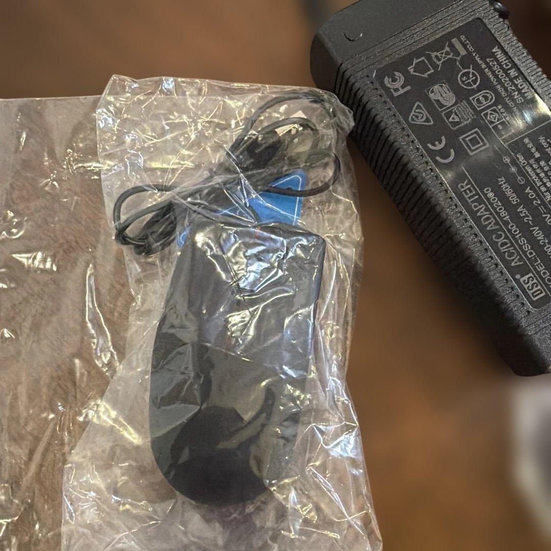 防犯カメラ4台　500万画素　2TBHDD 12/15までお値下げ中‼️