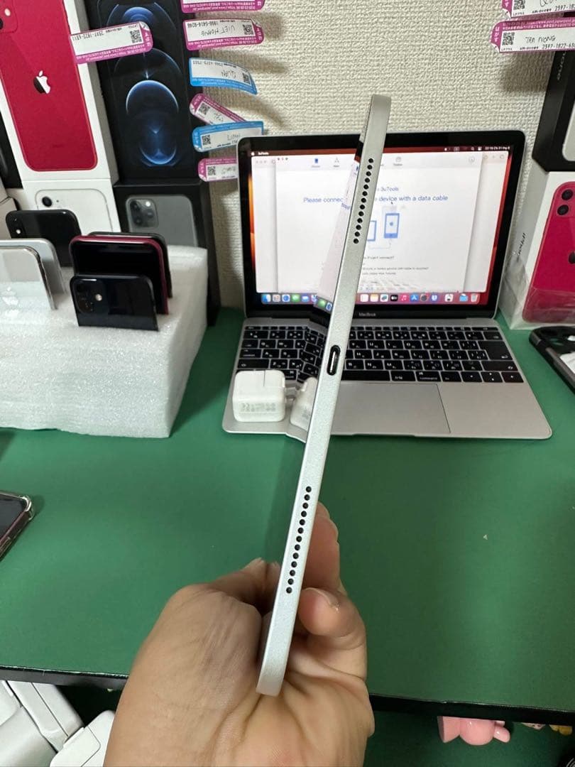 “ジャンク品 (画面が表示されません)ipad pro11 128g 2 世代