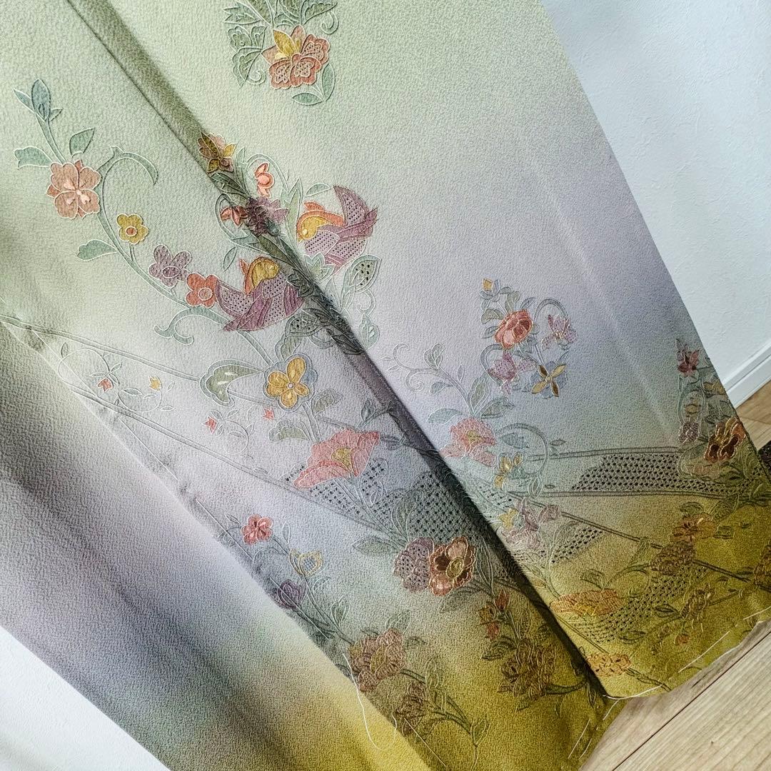 しつけ付き　正絹　袷　訪問着　着物　161裄64　汕頭刺繍　グラデ　黄緑　虹色