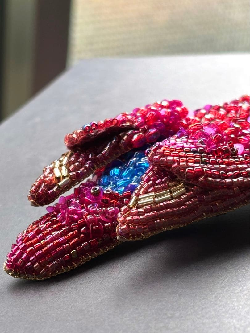 【リュウキュウアカショウビン】ビーズ刺繍ブローチバッグチャーム