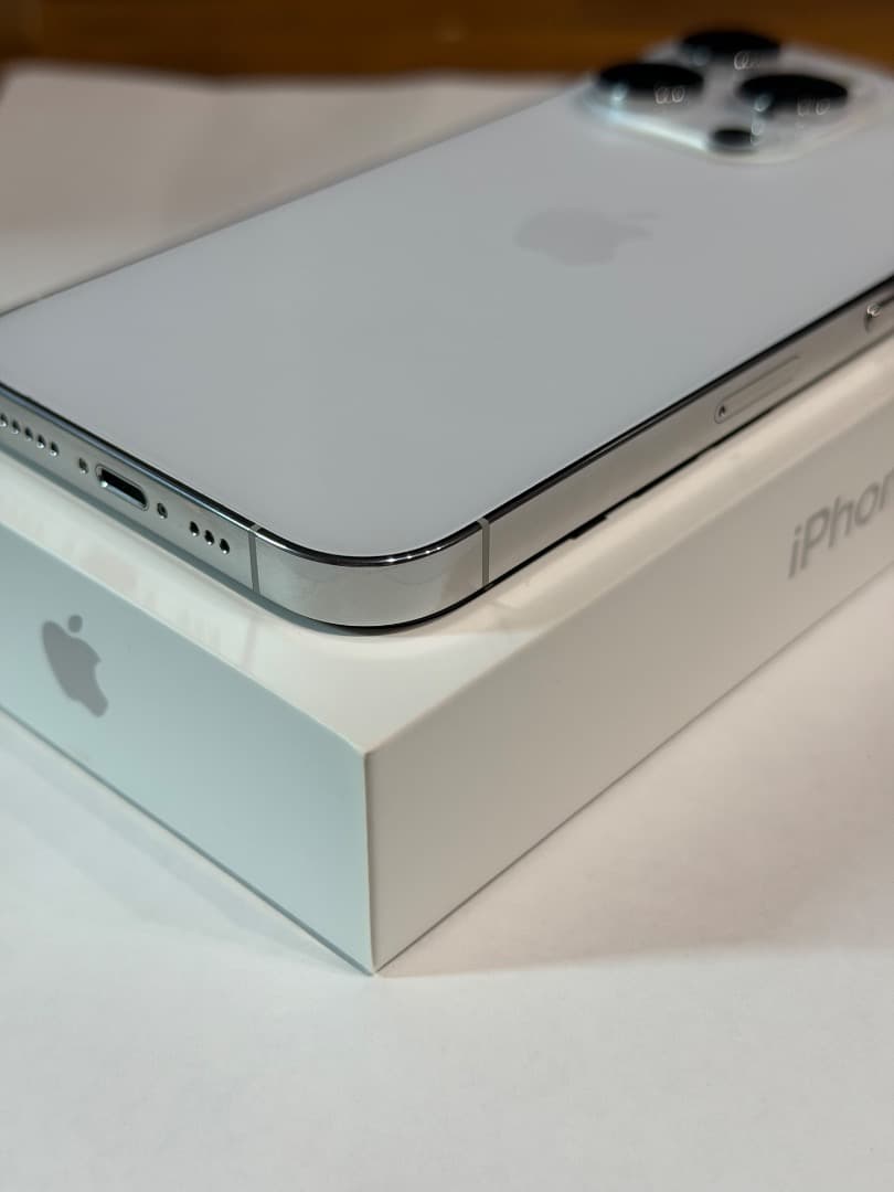 iPhone 14 Pro 128 GB Simフリー