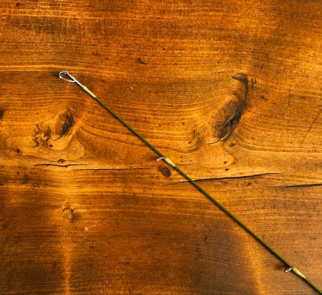 超軽量　カーボンロッド　トラウトロッド　長さ調節できるロッド　ウッドグリップ