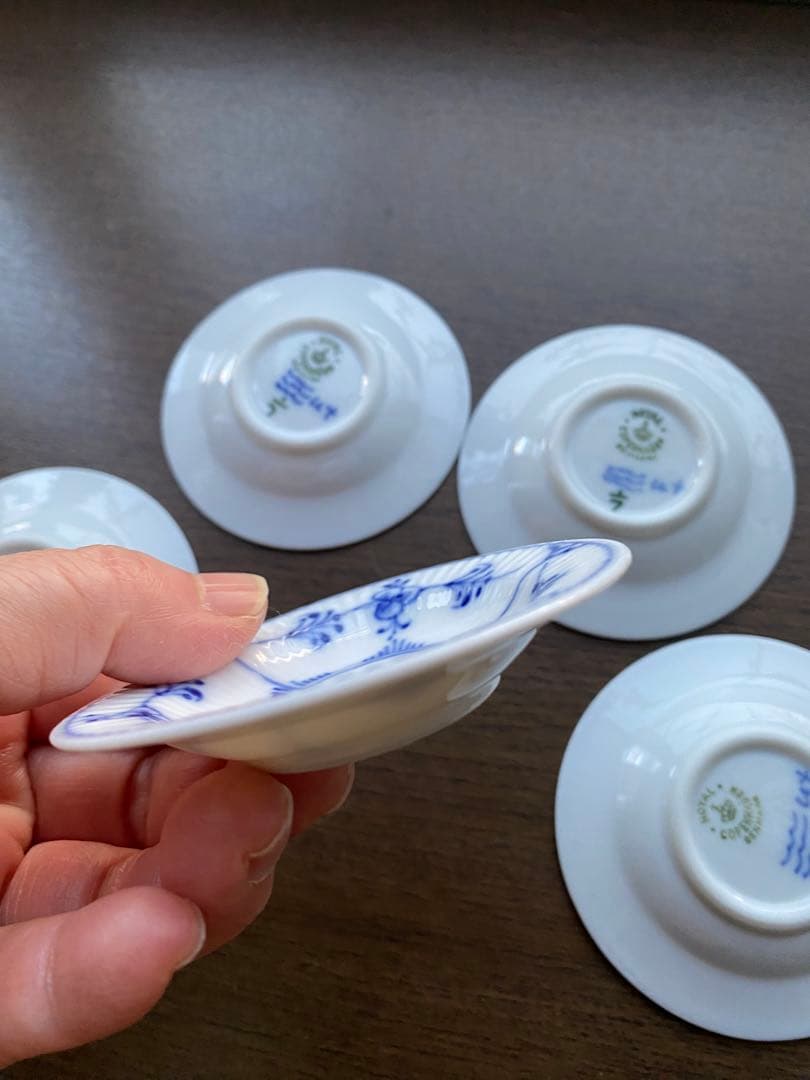 ピ*オ様 ロイヤルコペンハーゲンブルーフルーテッドプレイン1/7 の5枚セット