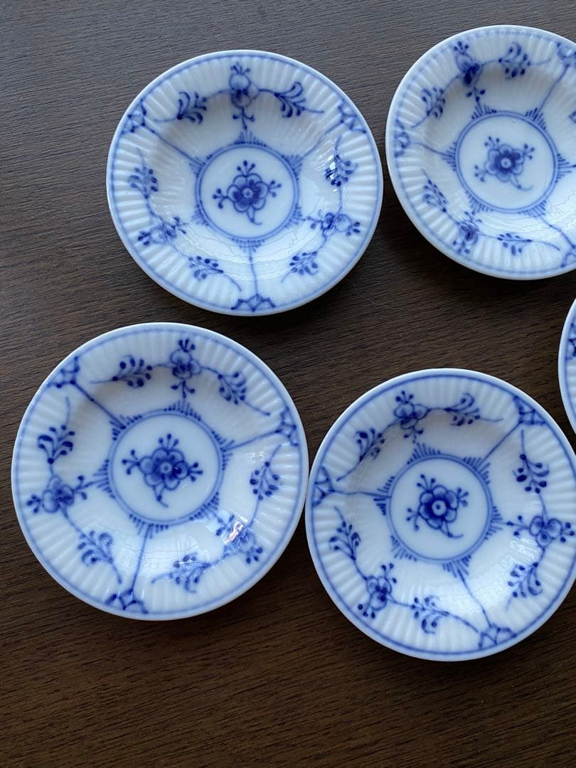 ピ*オ様 ロイヤルコペンハーゲンブルーフルーテッドプレイン1/7 の5枚セット