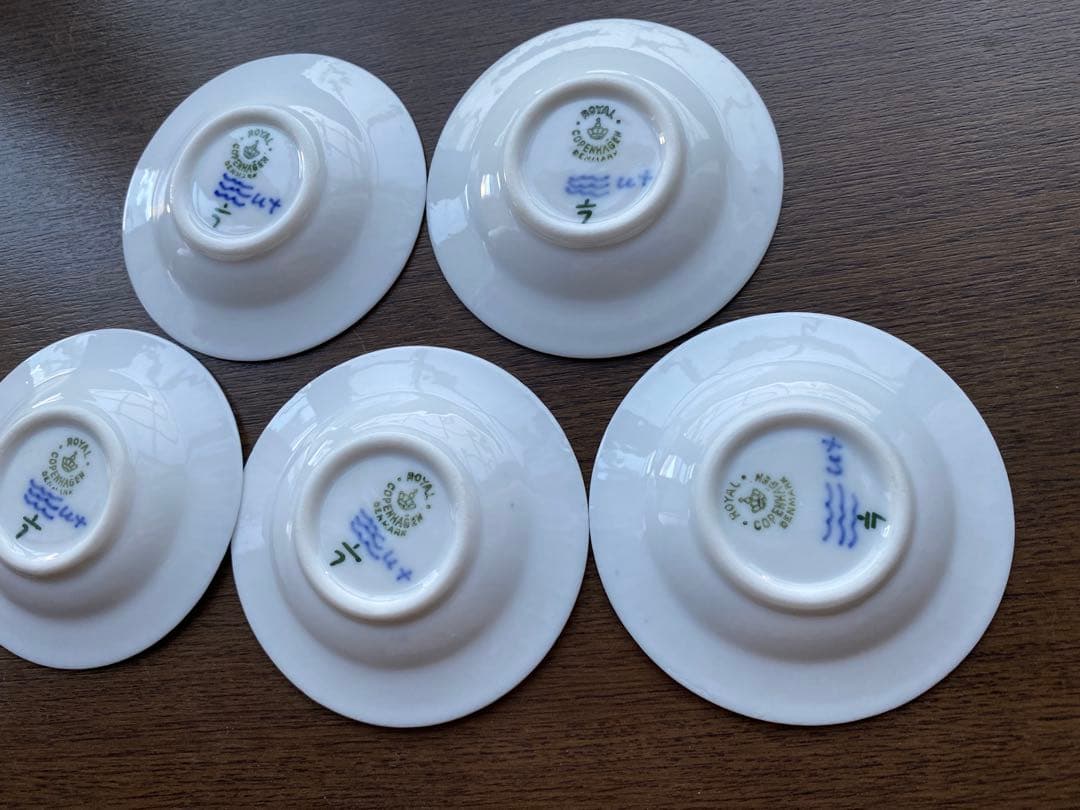 ピ*オ様 ロイヤルコペンハーゲンブルーフルーテッドプレイン1/7 の5枚セット