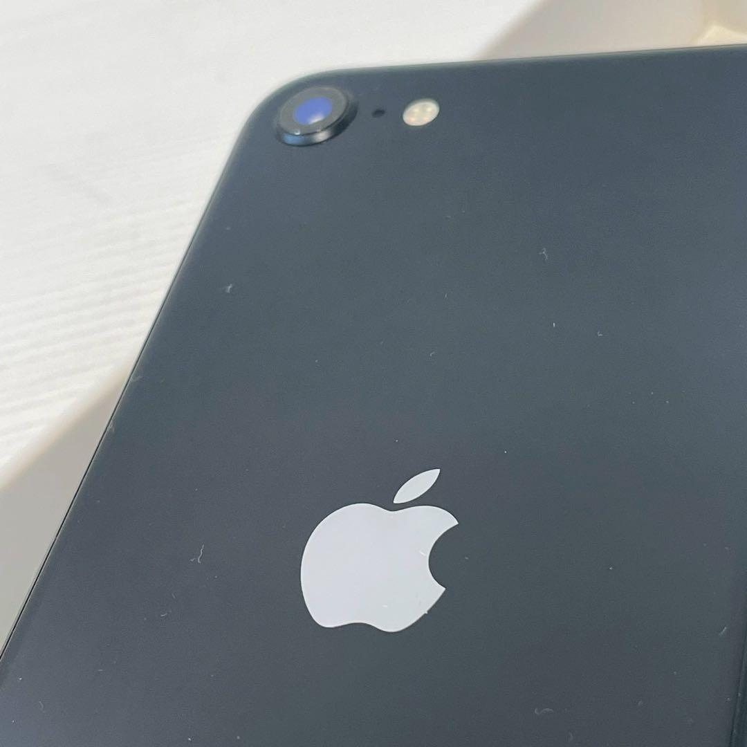 Apple iPhone SE (第3世代) ブラック 本体　128GB
