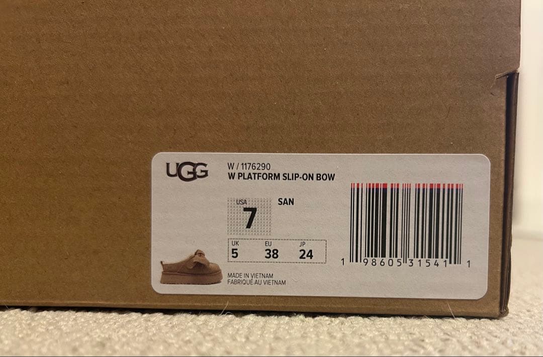 UGG W PLATFORM SLIP-ON BOW 7 サンド