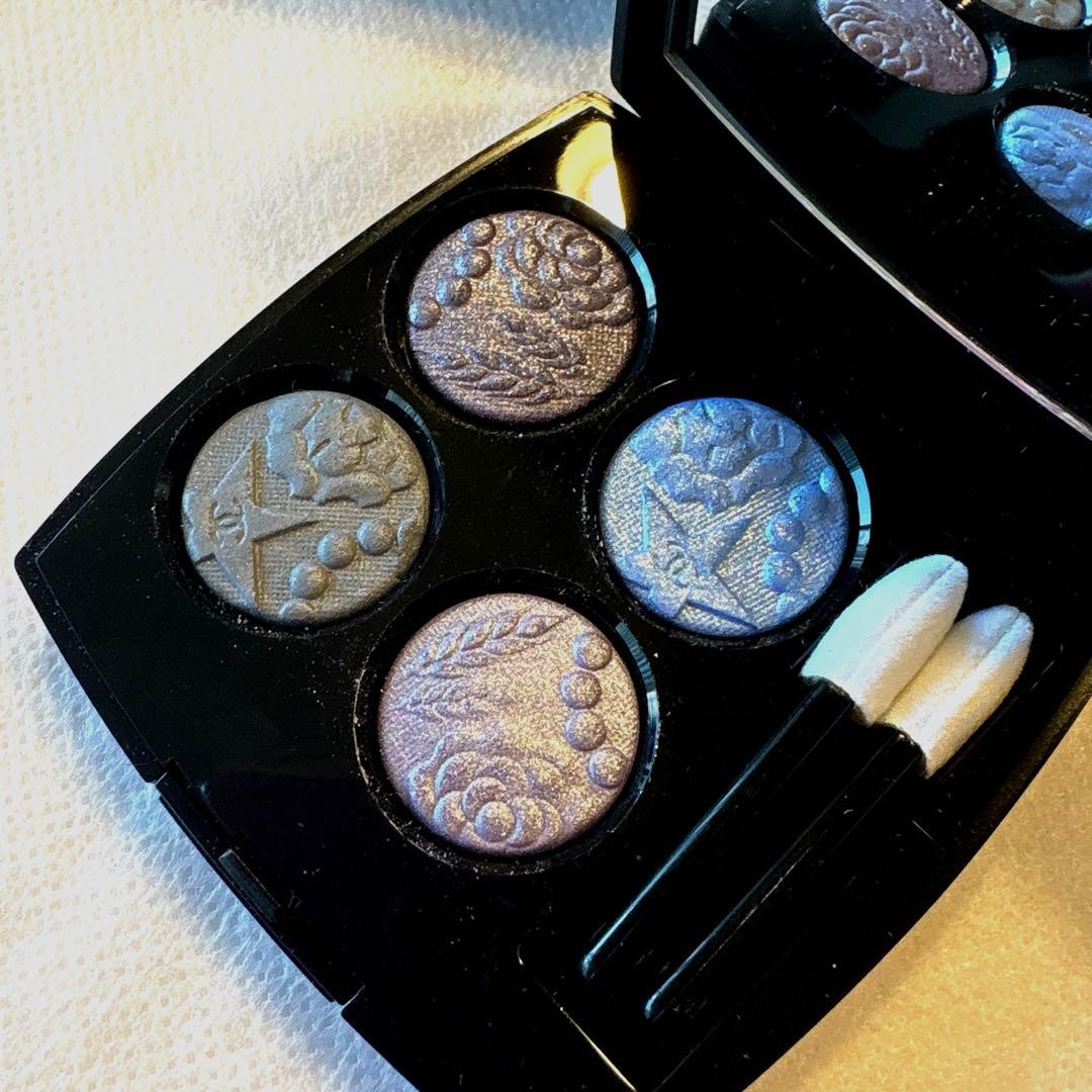 CHANEL レ　キャトルオンブル　397ニュイアストラル　アイシャドウ