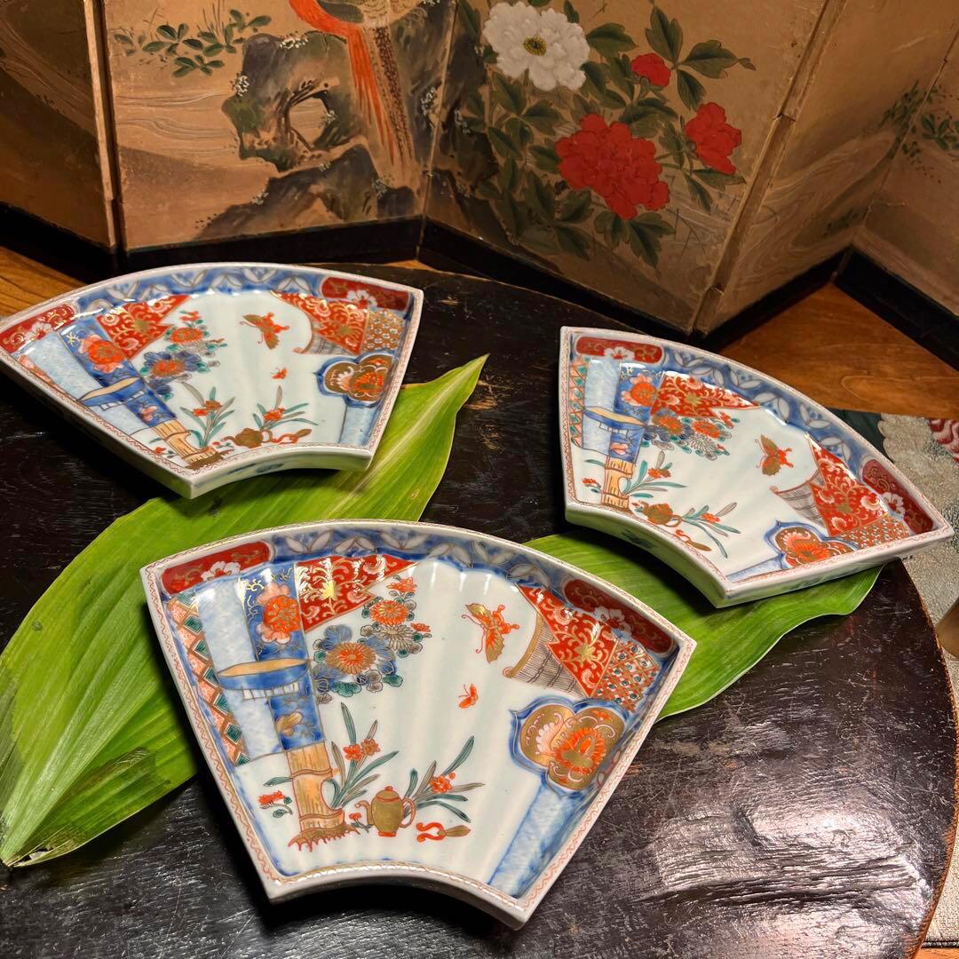 A831 古伊万里　極上　染錦手　菊に蝶　女郎花に蜂紋様　扇面皿　6枚揃え