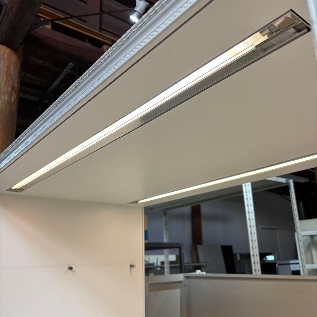 引取限定 ホワイト ガラスショーケース 店舗什器 インテリア 飾り棚 点灯確認済