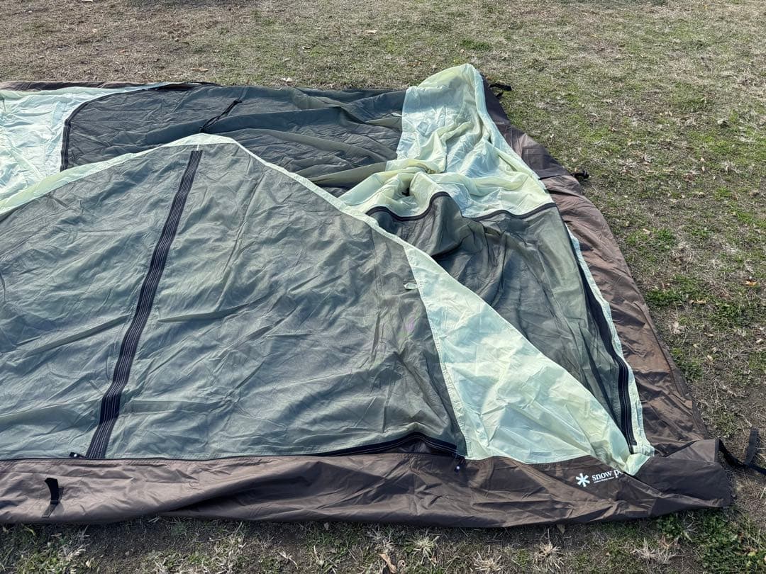 ＊①スノーピーク　パーフェクトランドロック　アイボリー