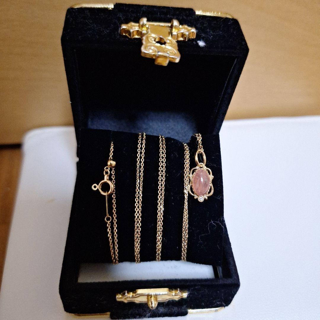 長さを調節する事ができる、アガットロングネックレス