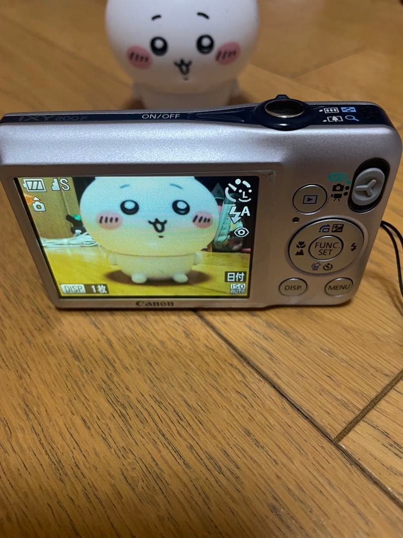 Canon IXY200F シルバー キヤノン イクシー デジカメ　付属品あり