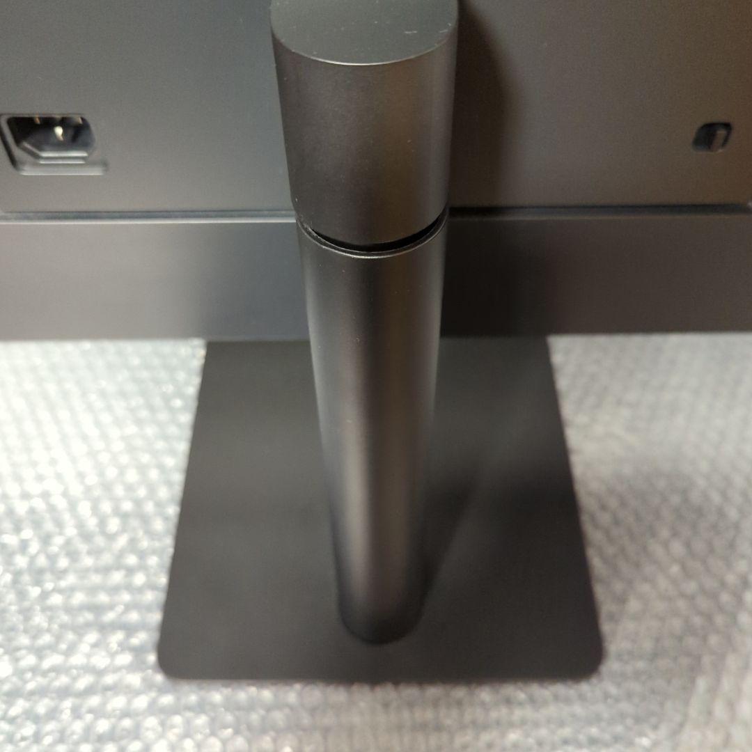 LG UltraFine 5K　MAC用モニター　27MD5KA