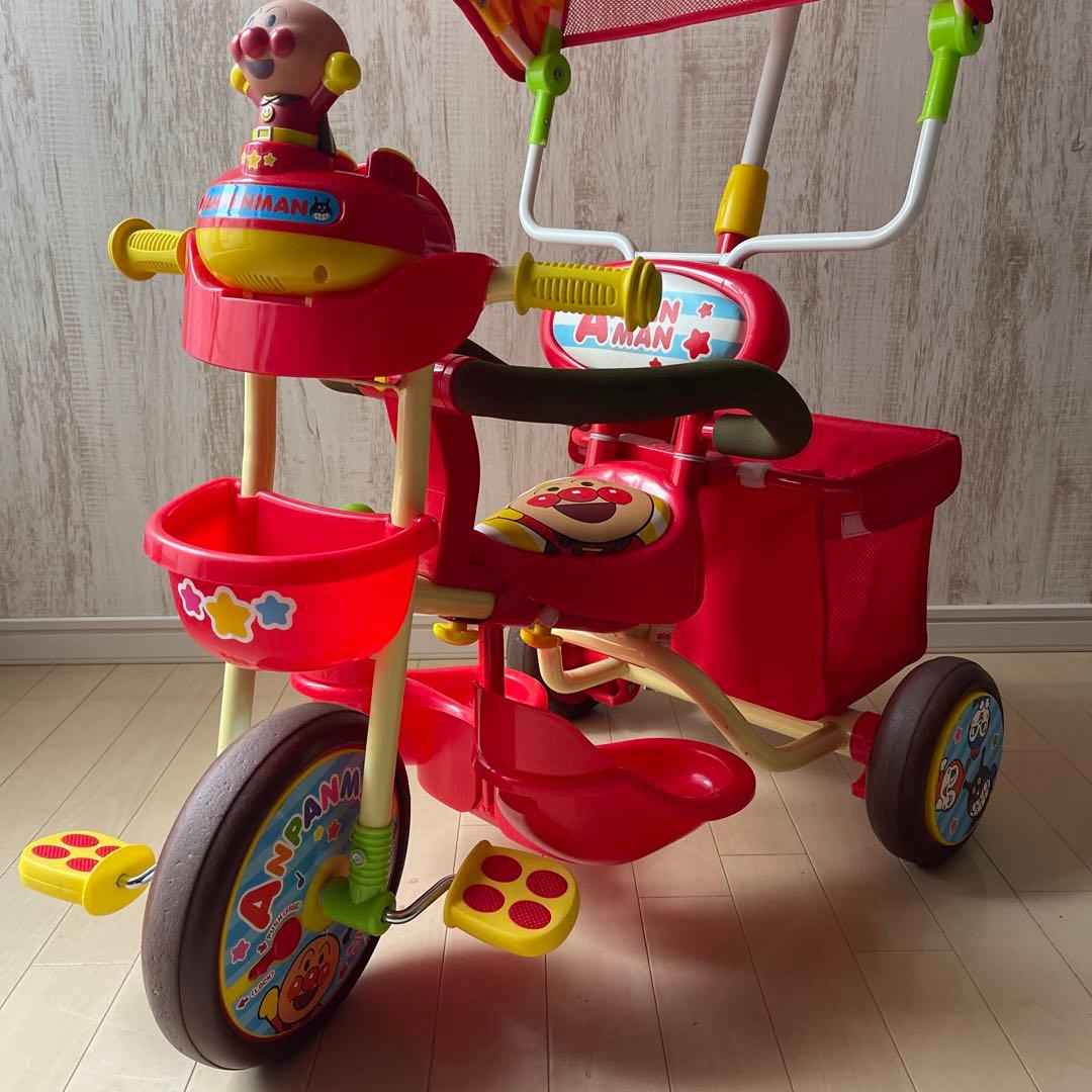 【美品】送料込み アンパンマン デラックスII レッド三輪車