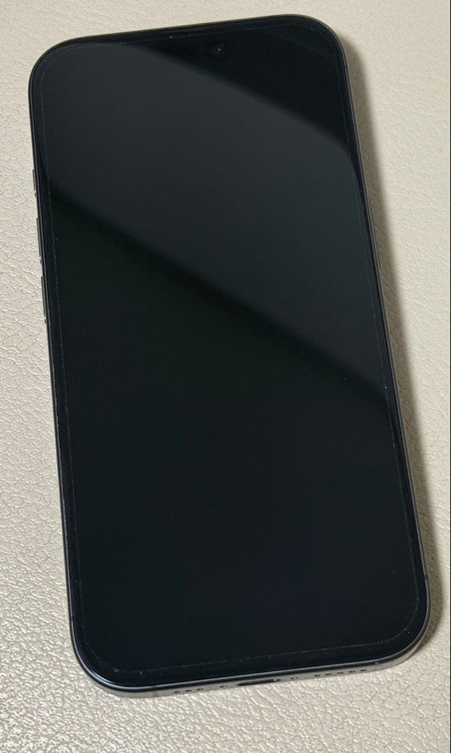 Apple iPhone 17 ブラック 本体　値下げします！！