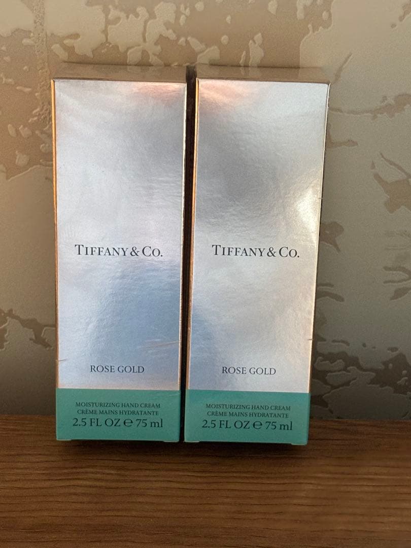 【入手困難】ティファニー　ハンドクリーム　ローズゴールド　2本セット