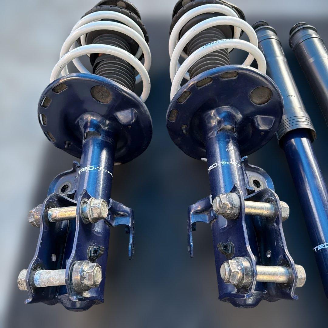 30系 プリウス ZVW30 TRD スポルティーボ サスペンションキット