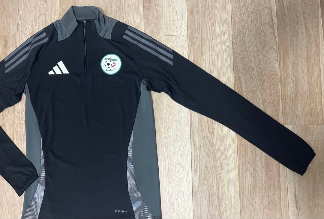 adidas アルジェリア代表　トレーニングトップ　ドリルトップ　サッカー　新品