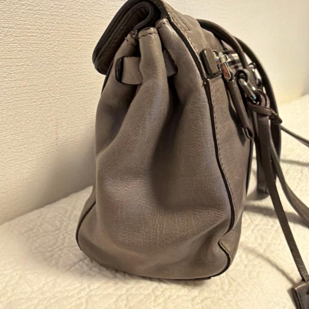 PRADA プラダレザーショルダーバックBR3274