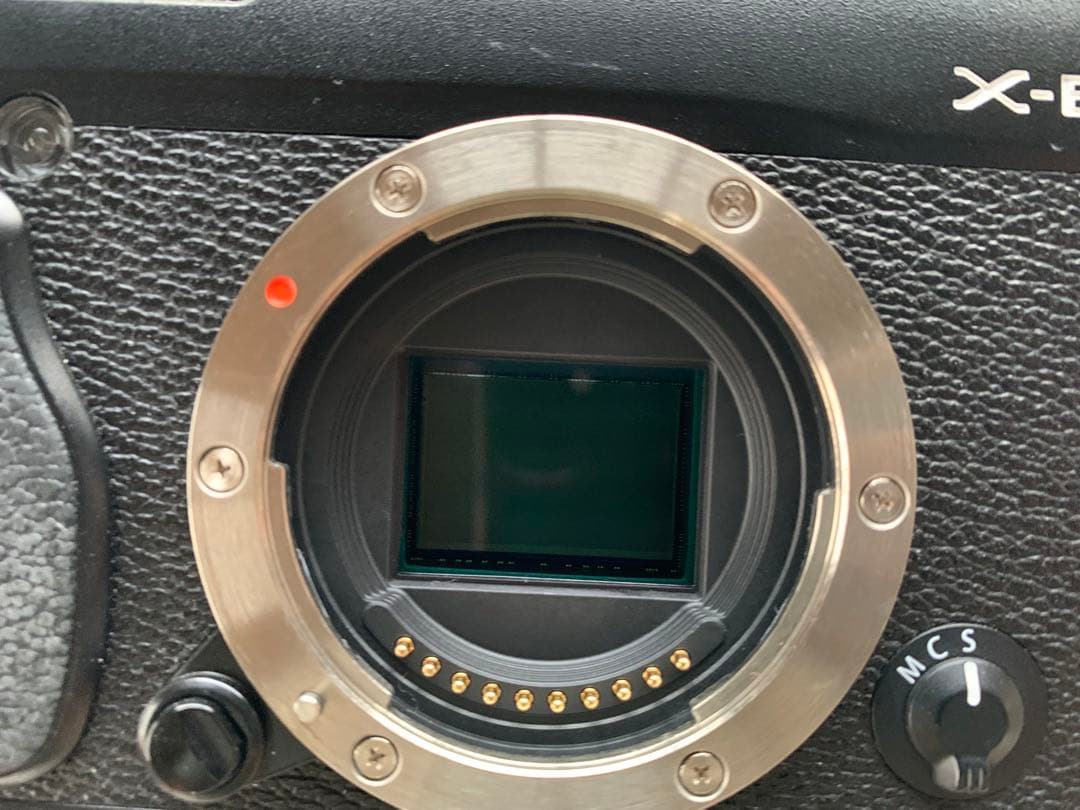 Fujifilm X-E1 ミラーレスカメラ 本体と付属品