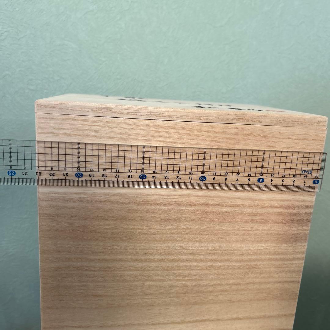 木彫　超えて行け