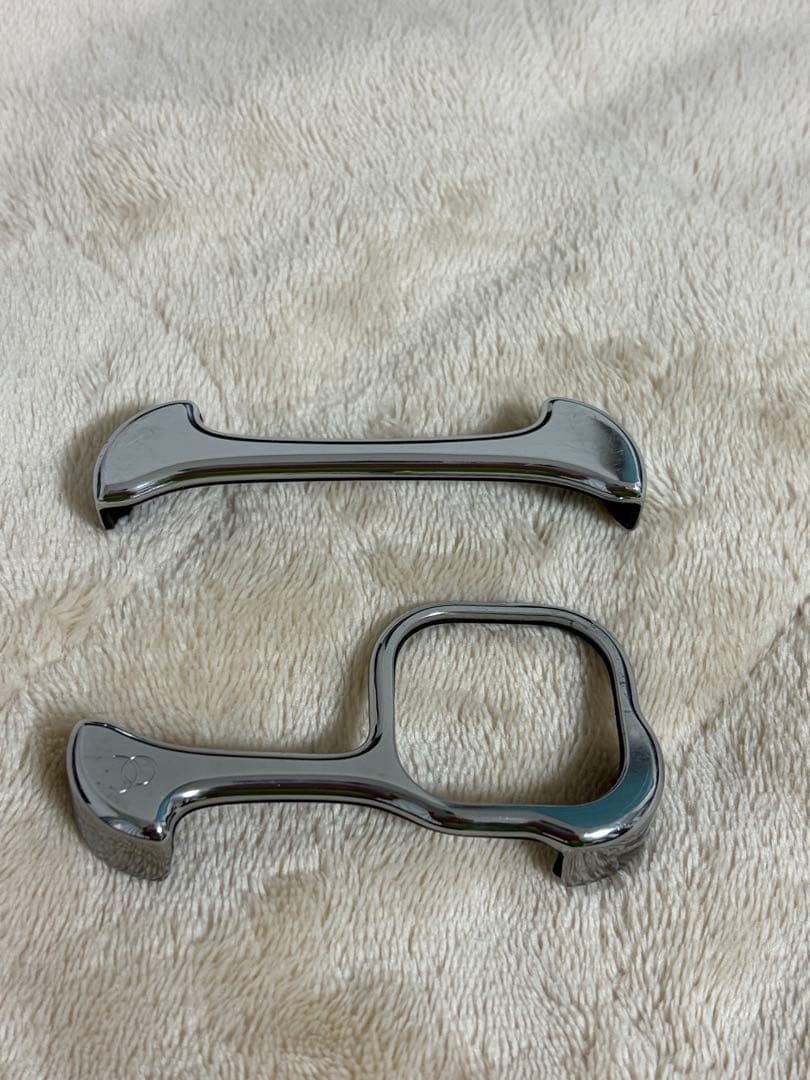 Arc Pulse アークパルス　iPhone13用バンパー　チタン製