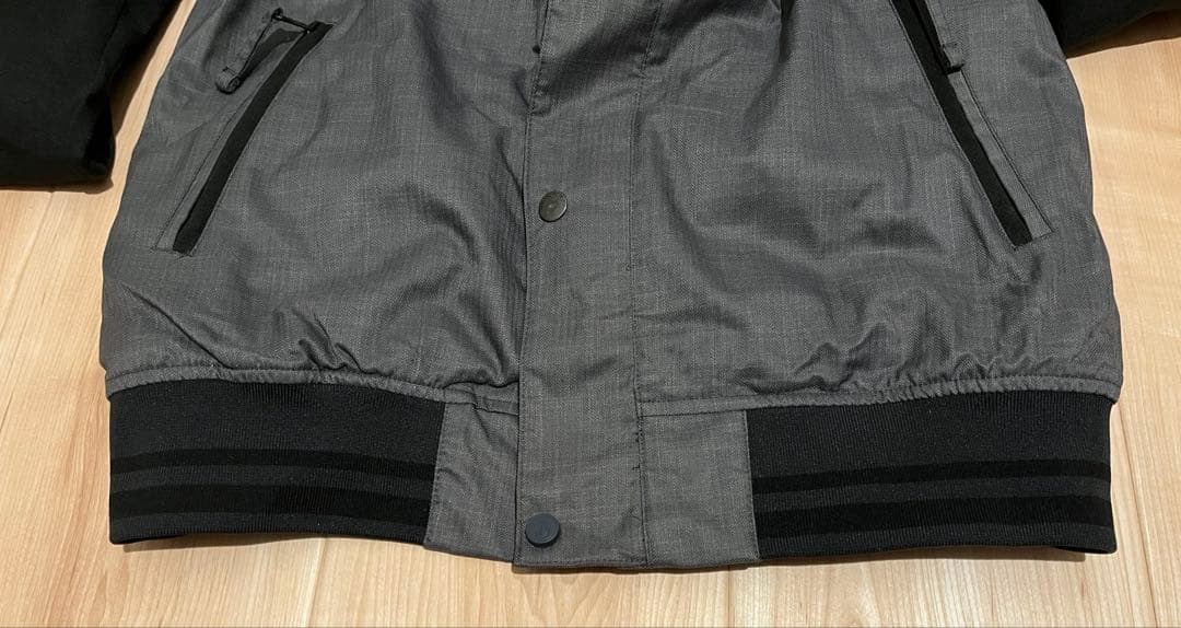 こめっぴ 美品　ボルコム　スノーボードウェア