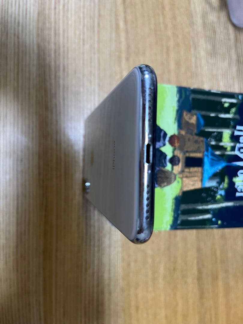 iPhone X ホワイト（シルバー?）64G 美品