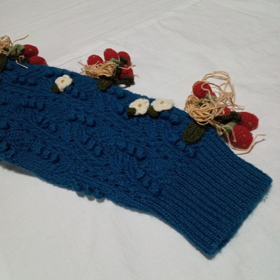 s*o様 ピンクハウス ニットカーディガン いちご・ハートモチーフ付き 青