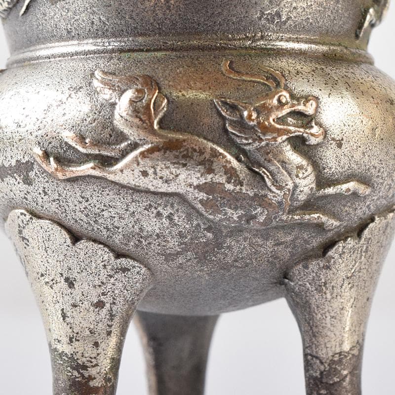中国　白銅　龍神獣刻　純銀火屋約18g付　三つ足香炉　U　R8073