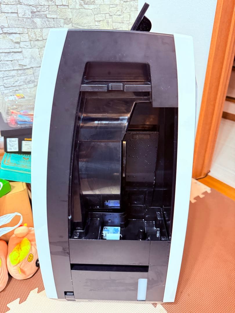 SHARP KC- HD70-W 除加湿空気清浄機 ホワイト　2022年式