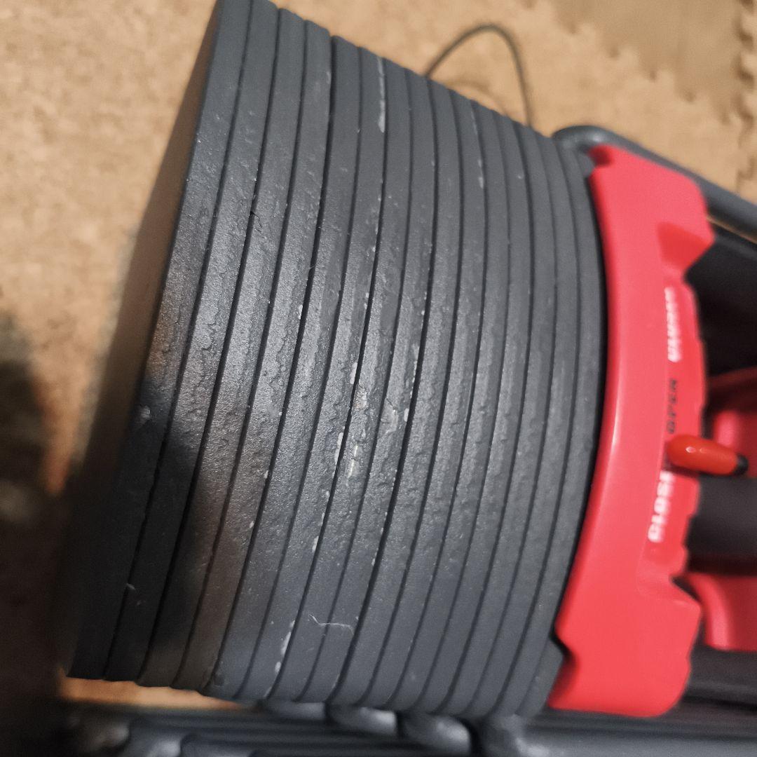 ① 可変式ダンベル　40キロ✖︎2