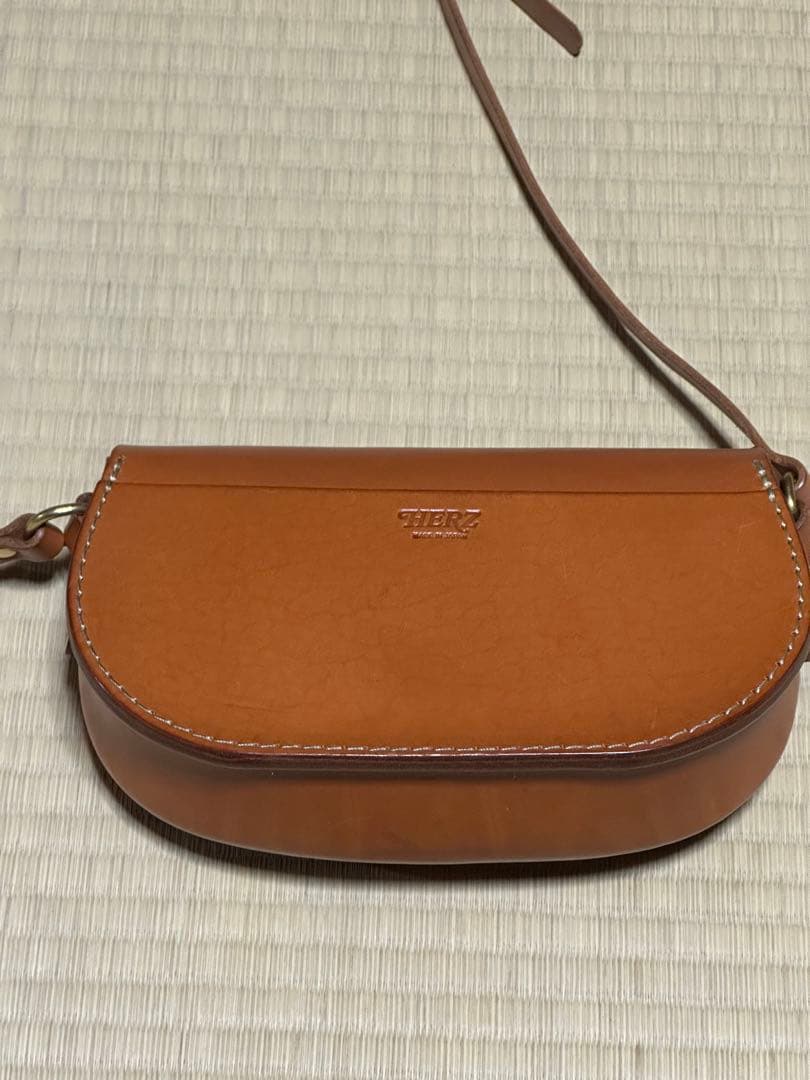 ヘルツ　ギボシミニショルダー