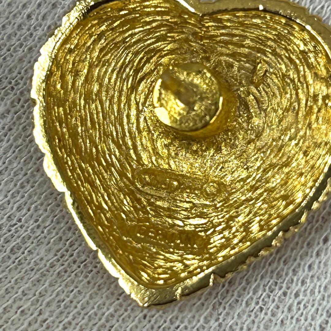 ディオール　ピンバッチ　エンブレム　ハート　ロゴモチーフ　ブローチ　バッチ　箱付