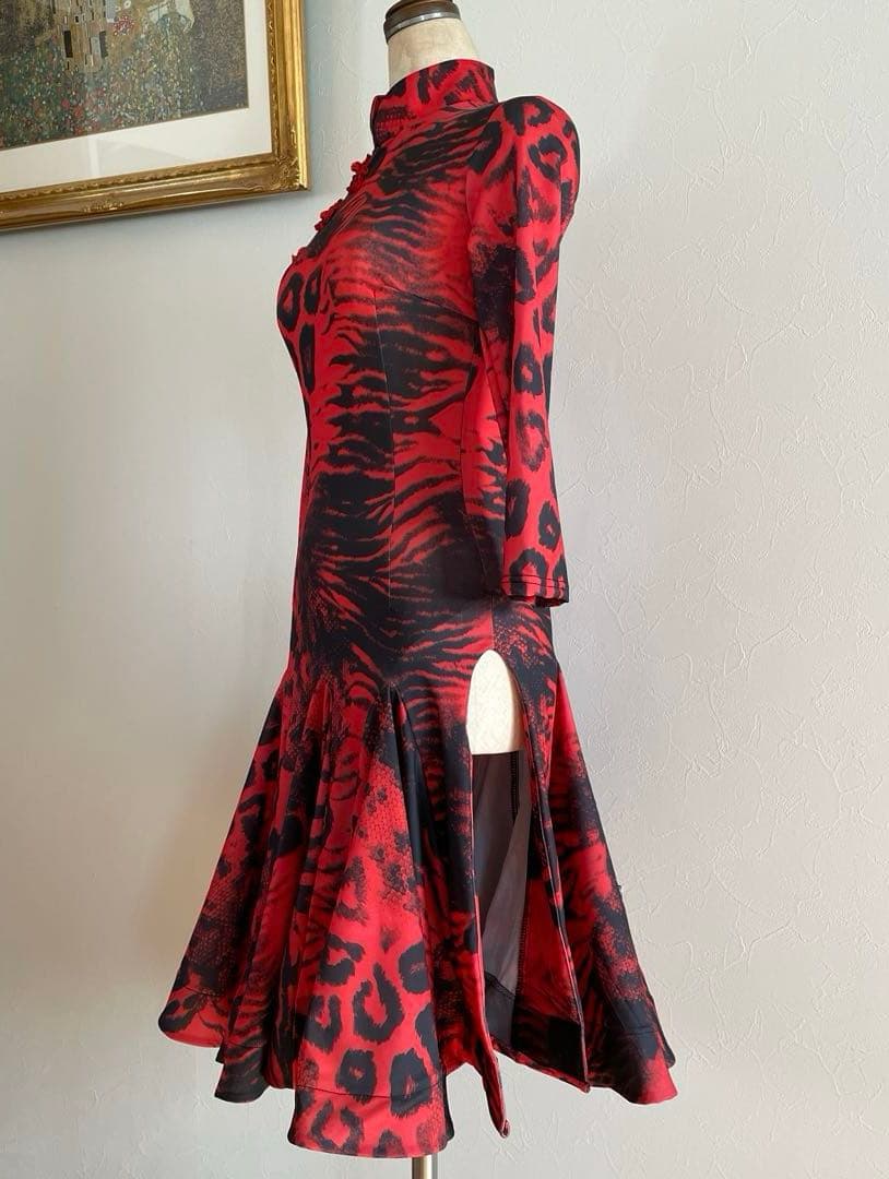 お値下げ【社交ダンス用ドレス】赤黒ヒョウ柄*デモ*レッスン★ラテン★Mサイズ